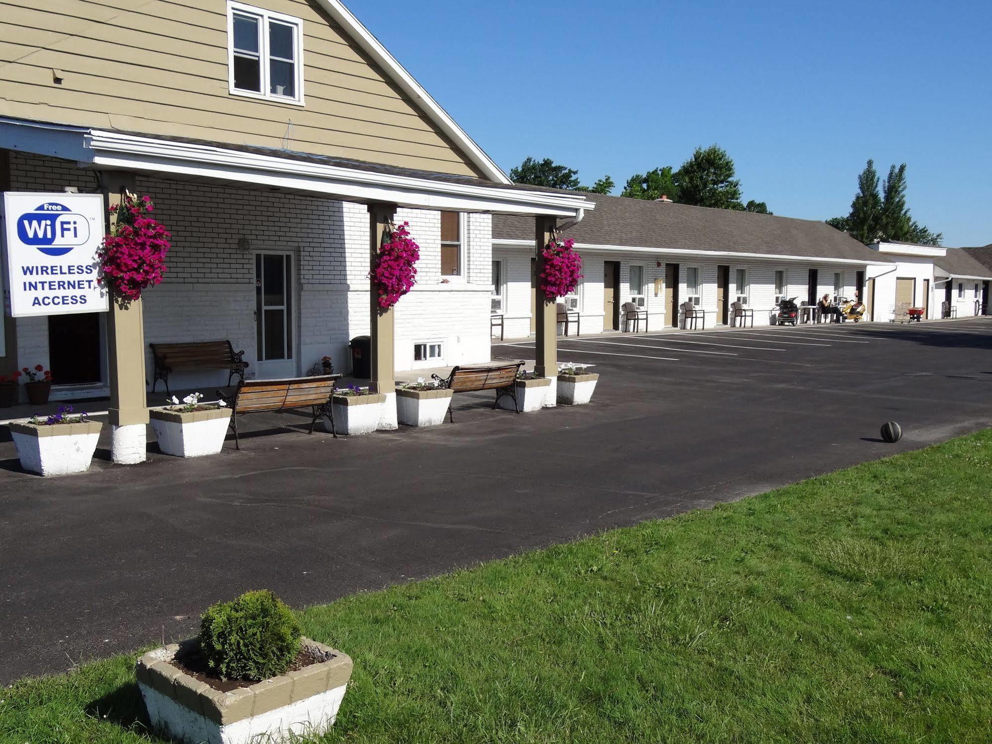 Falcon Inn Niagara Falls Exterior foto